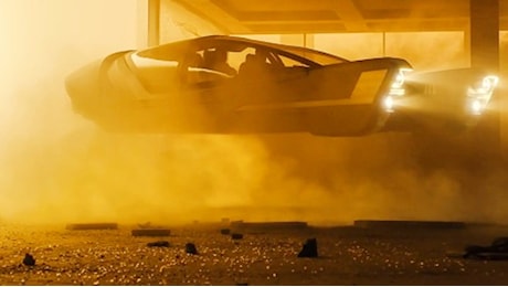 Blade Runner 2049 per il Robotaxi di Elon Musk? L'Alcon Entertainment fa causa alla Tesla