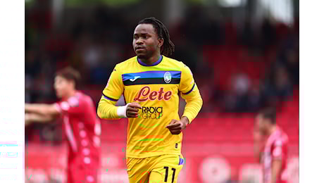 Ademola Lookman non si è allenato con il gruppo: fastidio al tendine d'Achille
