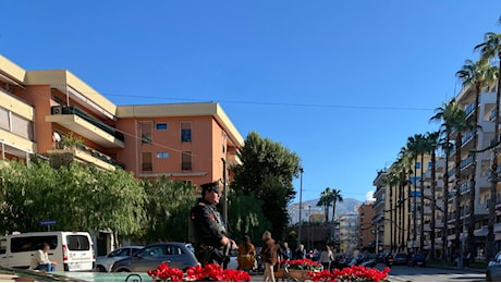 Sorrento, difende l'amico e lo massacrano. La madre: «Mio figlio sfigurato a 18 anni»