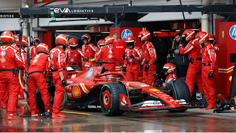 La Ferrari a un italiano: Antonio Fuoco in pista nelle prime libere di Abu Dhabi