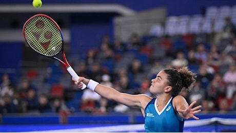 Wta Wuhan, Jasmine Paolini fermata nei quarti dalla cinese Zheng. Djokovic in semifinale a Shanghai