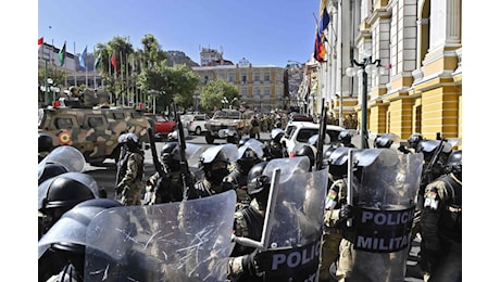 Bolivia. Tentativo di colpo di stato in corso. Arce ed Evo Morales chiamano alla mobilitazione popolare