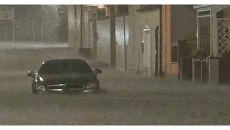 Esonda il Cornia a Livorno, a Siena scuole chiuse. Allagamenti in Emilia e sull’Appennino bolognese