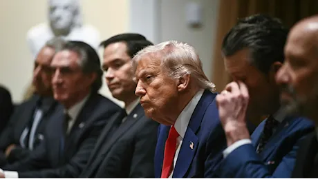 Trump esenta dai dazi smartphone, computer e chip