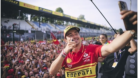 F1, GP Monza: Ferrari rischiatutto nella gara di casa. Leclerc e Sainz all’attacco