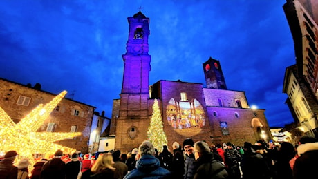 A Città della Pieve inaugurato il Natale con l’accensione dell’Albero e della Stella Polare