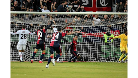 Cagliari-Milan 3-3, Zappa acciuffa i rossoneri in extremis