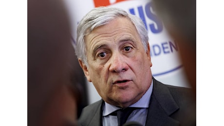 Tajani su Casapound: Non si scioglie organizzazione 'a capocchia'