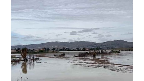 Licata, esondato il fiume Salso: città in emergenza per il maltempo