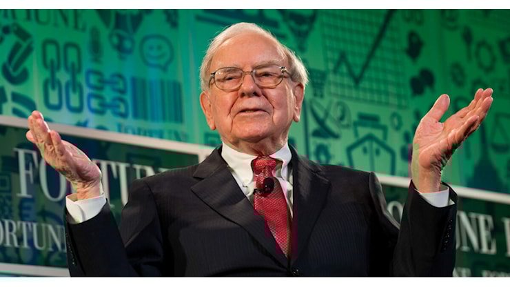 Warren Buffett, 94 anni, lascia la guida di Berkshire Hathaway ma resta presidente. Il titolo affonda a Wall Street - Il Fatto Quotidiano Warren Buffett, 94 anni, lascia la guida di Berkshire Hathaway ma resta presidente. Il titolo affonda a Wall Street - Il Fatto Quotidiano