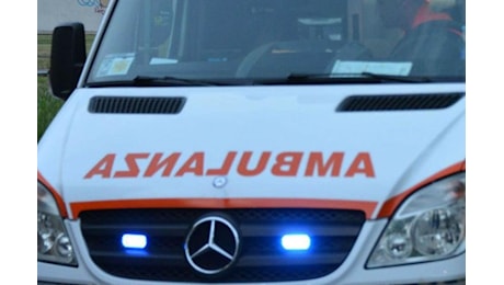 Foggia: Incidente tra auto e ambulanza, 1 persona deceduta e 4 feriti