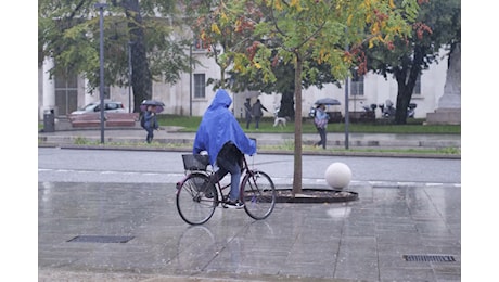 Maltempo, oggi allerta rossa Emilia Romagna. Allarme pioggia si sposta in Puglia