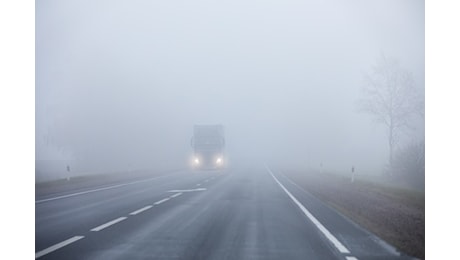 L’alta pressione si attenua lentamente: primi FREDDI e NEBBIONI