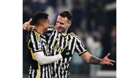 Di Marzio: Il Napoli punta Danilo, la Juve potrebbe aprire alla cessione