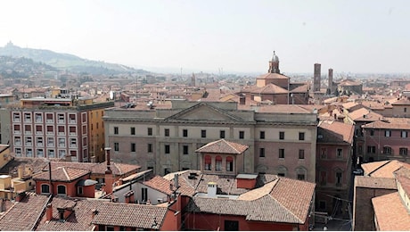 A Bologna la casa è diventata un lusso: le compravendite calano ancora