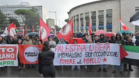 Le reazioni politiche. La condanna di Meloni:: Intollerabile violenza sulle forze dell’ordine