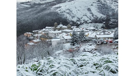 Il generale inverno arriva sul Foggiano: neve e vento gelido colpiscono la provincia