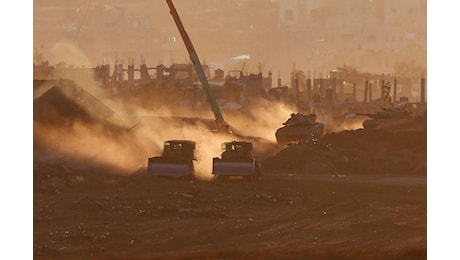Nuovi attacchi israeliani a Gaza. Si inasprisce lo scontro in Yemen