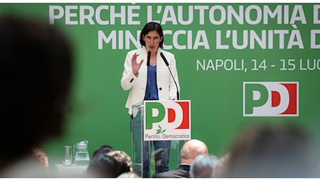 Terzo mandato De Luca, Elly Schlein: «Il Pd non lo sosterrà»