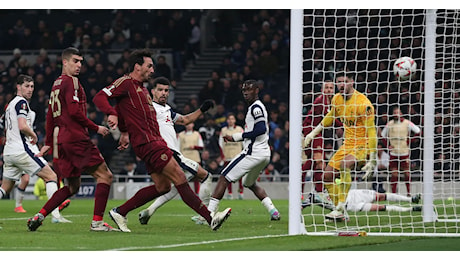 Europa League - Le pagelle di Tottenham-Roma 2-2: Hummels eroe a sorpresa, Dovbyk corpo estraneo