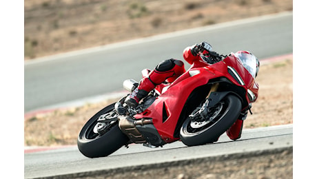 Ducati presenta a EICMA 2024 le nuove Panigale V2 e Streetfighter V2