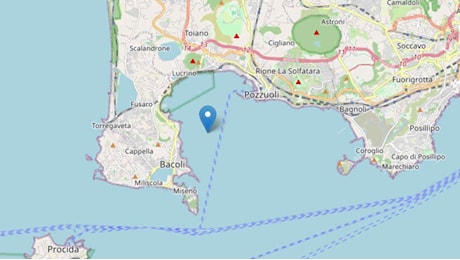 Terremoto nei Campi Flegrei oggi, scossa a Baia alle ore 17:04: i dettagli