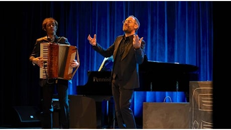 Al Teatro Socjale Parlami d'amore: quando la radio cantava la vita, con Mario Incudine e La Corelli