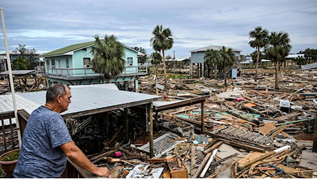 L’impatto dell’uragano Helene sugli Usa: oltre 50 morti e distruzione. Mentre Trump continua a negare il cambiamento climatico