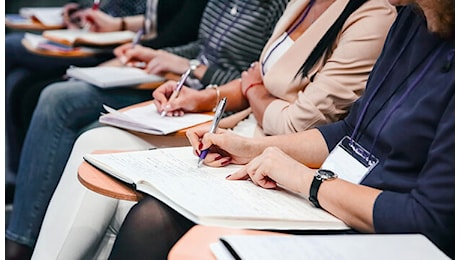 Scuola: in alcune Regioni caos concorsi per dirigente, verifiche ministero anche in Calabria
