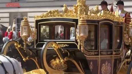 Regno Unito, Re Carlo III a Westminster per l'apertura del nuovo Parlamento
