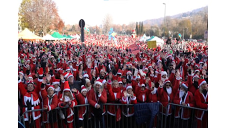 Torino, numeri da record per il raduno dei Babbi Natale