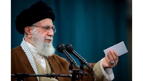 Iran, al Papa targa con riflessioni di Khamenei su Gesù