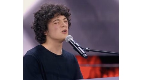 Lorenzo, 16 anni: baby talento veronese conquista XFactor