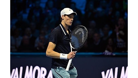 Tennis, primo allenamento di Sinner in vista degli Australian Open