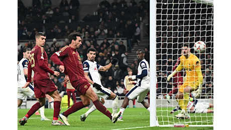 Europa League, Hummels al 91' salva Roma da ko: 2-2 con il Tottenham