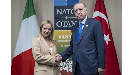 Siria, Meloni a Erdogan: preservare unità e integrità territoriale