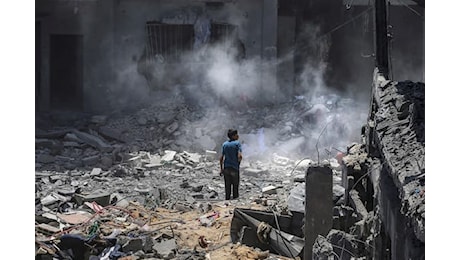 Israele-Hamas, si combatte nella Striscia Gaza, migliaia sfollati. LIVE