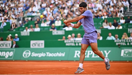 Alcaraz mette alle strette Davidovich Fokina e centra la finale