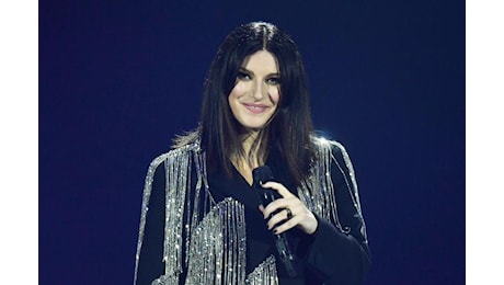 Laura Pausini: Dopo i concerti ho sempre gran voglia.... La dichiarazione a Verissimo