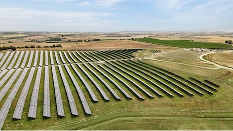 Iren inaugura un maxi parco fotovoltaico a Tuscania