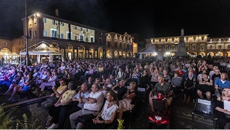 Cara Forlì: il trionfo del liscio. In piazza i big e i nuovi talenti