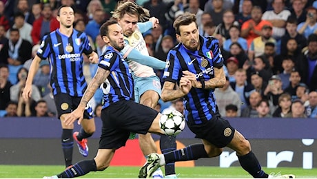 Champions League, una grande Inter ferma il Manchester City: all'Etihad finisce 0-0