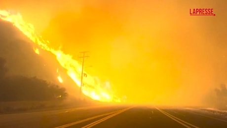 Malibu, incendio devastante: ordine di evacuazione per migliaia di residenti