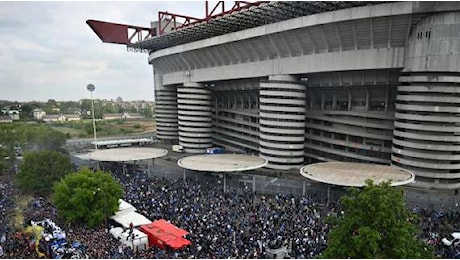 Milano, l'annuncio del sindaco Sala: Lo stadio Meazza non si può ristrutturare