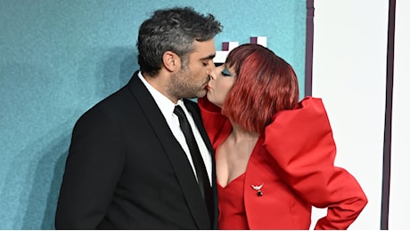 Lady Gaga, un'Harley Quinn innamorata alla première londinese di Joker: Folie À Deux