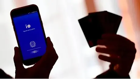 Arriva l’It Wallet: patente e tessera sanitaria sul cellulare