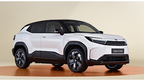 Toyota Urban Cruiser, ecco il piccolo suv elettrico “cuginetto” della Suzuki eVitara