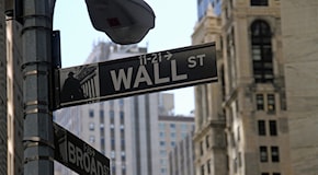 Buy e Sell di Wall Street: le raccomandazioni sui principali titoli, tech usa resta sotto i fari