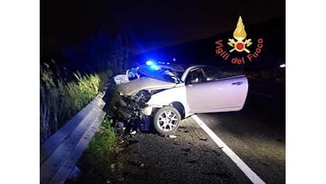 Catanzaro, muore 20enne in incidente stradale