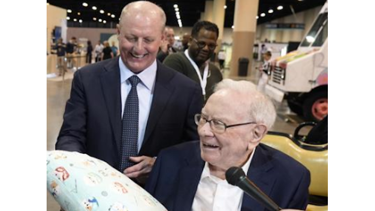 Greg Abel, dalla distribuzione dei volantini a Wall Street: ecco chi è il delfino di Warren Buffet - Corriere della Sera Greg Abel, dalla distribuzione dei volantini a Wall Street: ecco chi è il delfino di Warren Buffet - Corriere della Sera